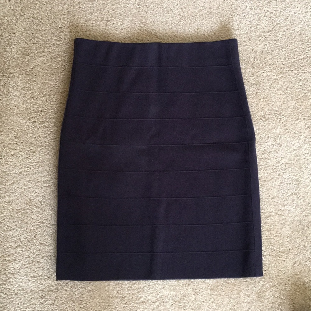 NWOT Ann Taylor Knit Pencil Skirt in Navy